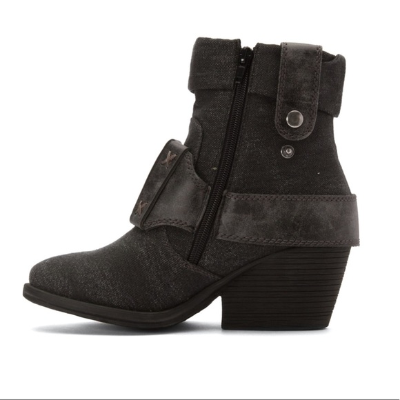 Fold Over Oversized Belted Buckle Tall Ankle Boots - Picture 7 of 8
